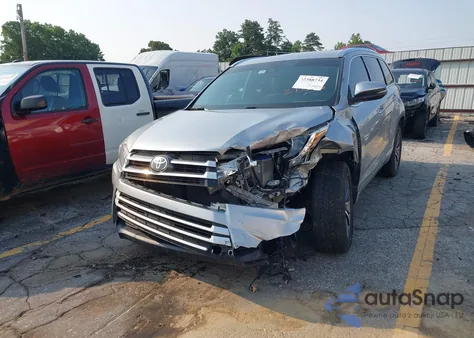 2018 Toyota Highlander Xle from USA, damaged, VIN 5TDKZRFH4JS277328